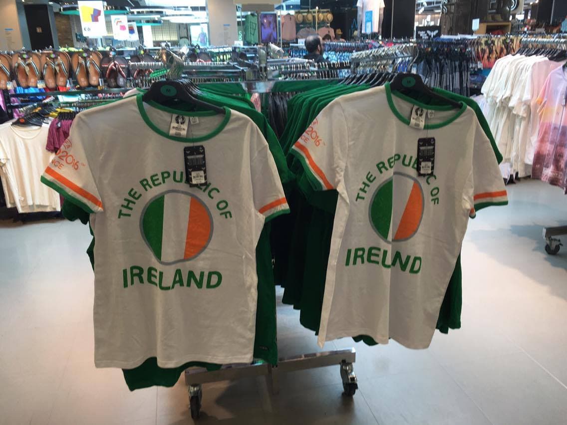 T-shirt irland